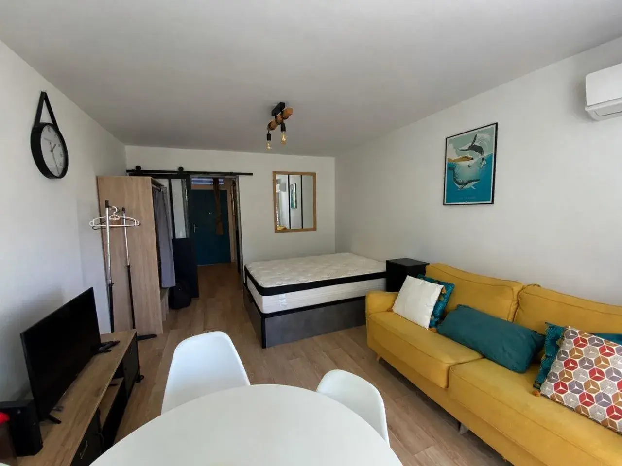 Photo 5 sur 12 du logement Studio meublé lumineux et équipé avec terrasse - Saint-Denis Centre